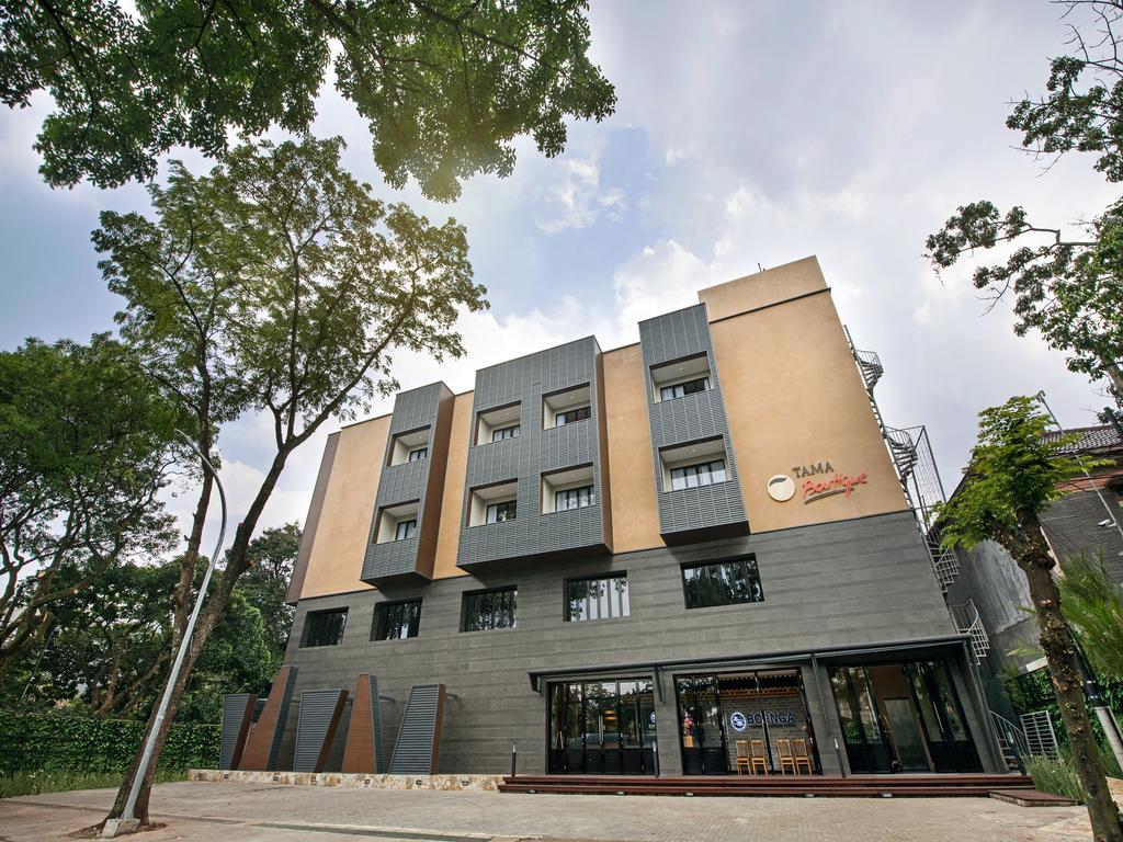Tama Boutique Hotel Bandung Esterno foto