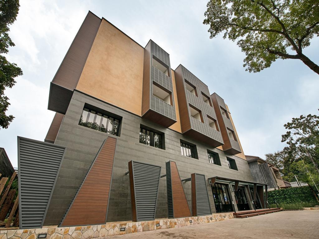 Tama Boutique Hotel Bandung Esterno foto